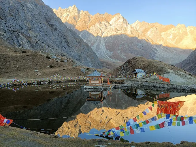 Yulla Kanda Trek Himachal: How to Reach the World’s Highest Krishna Temple