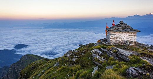 Tungnath Chandrashila Trek from Chopta: A Perfect Himalayan Escape
