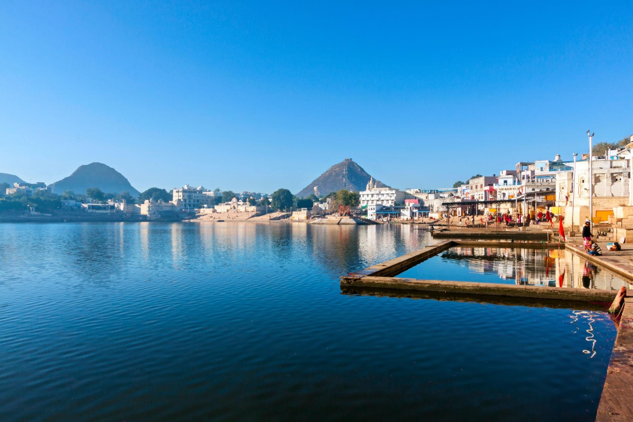 Pushkar Travel Guide: Temples, Cafes & Desert Experiences
