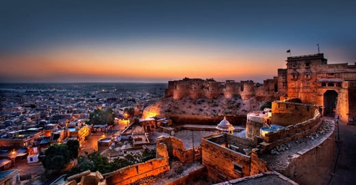 Jaisalmer in December: Weather, Desert Safari & Camping Guide