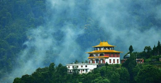 How to Reach Sikkim: Complete Travel Guide by Flight, Train & Road