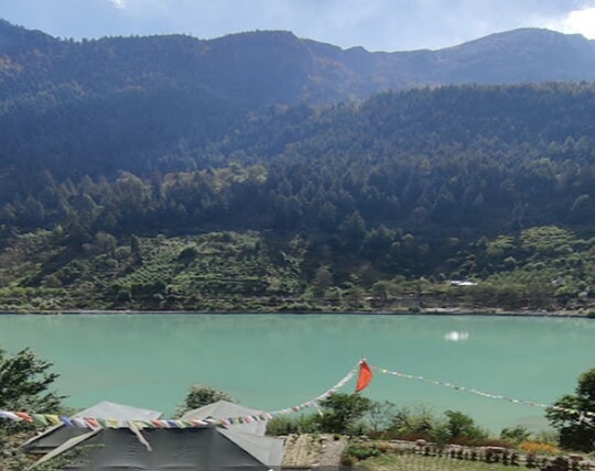 Kamru Riverside Camps and Resorts Image 4