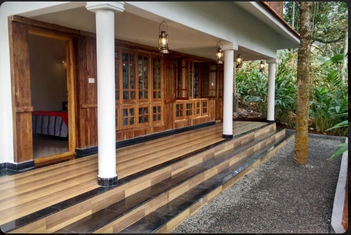Camel Back Plantation Bungalow Image 1