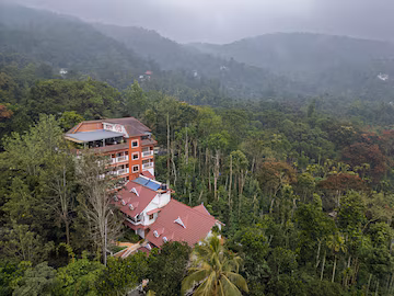 Crown Valley Thekkady Image 3
