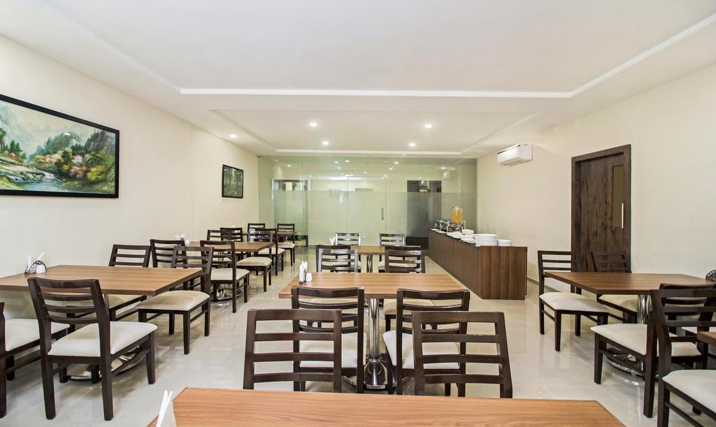 Ocean Suites Hotel Image 2