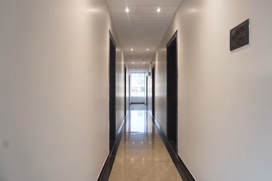 Hotel Holiday Plus Mahabaleshwar Image 3