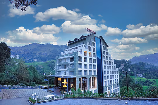 Golden Munnar Palace By Hawk Hospitality Image 4