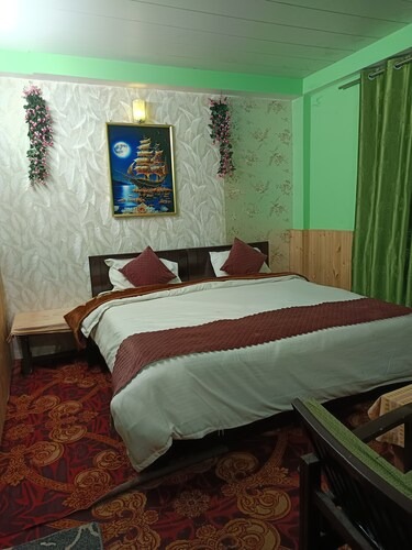luxury room