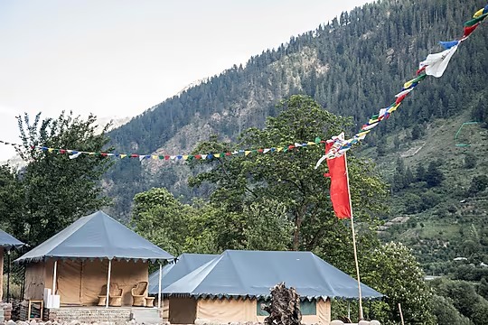 Kamru Riverside Camps and Resorts Image 1