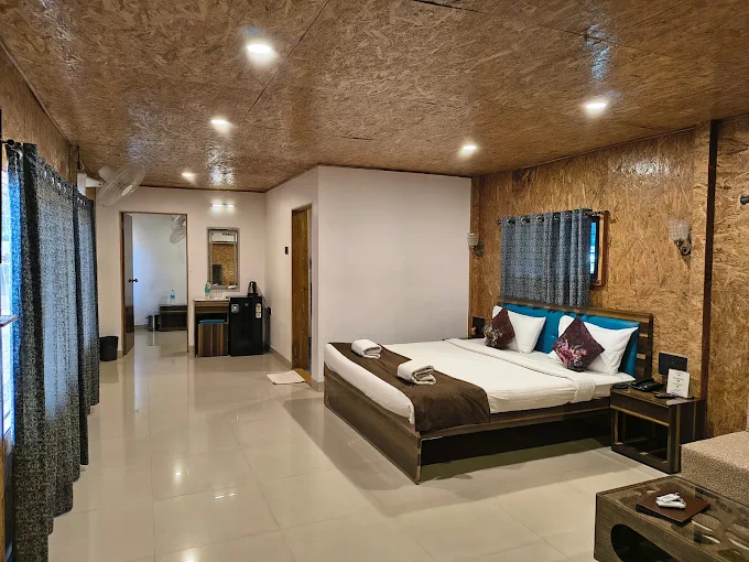 Super Deluxe Room