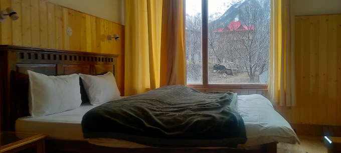 HOTEL MT. EVEREST, SANGLA