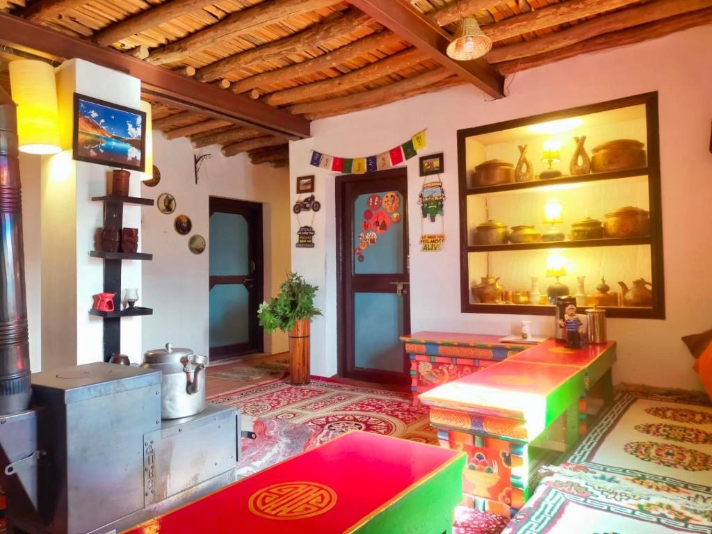 The Nomad's Cottage Image 3