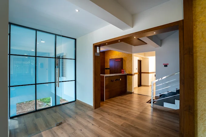 Sapphire Business Suites Image 4