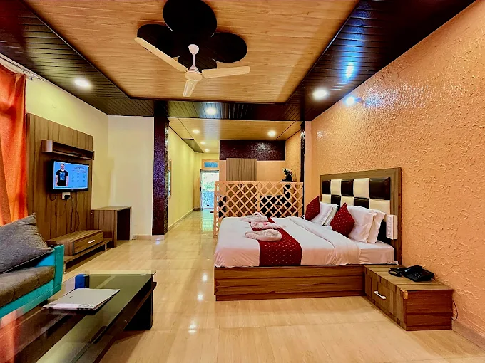 Super Deluxe Room