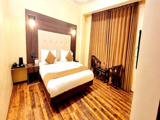 Hotel Sideeq Palace