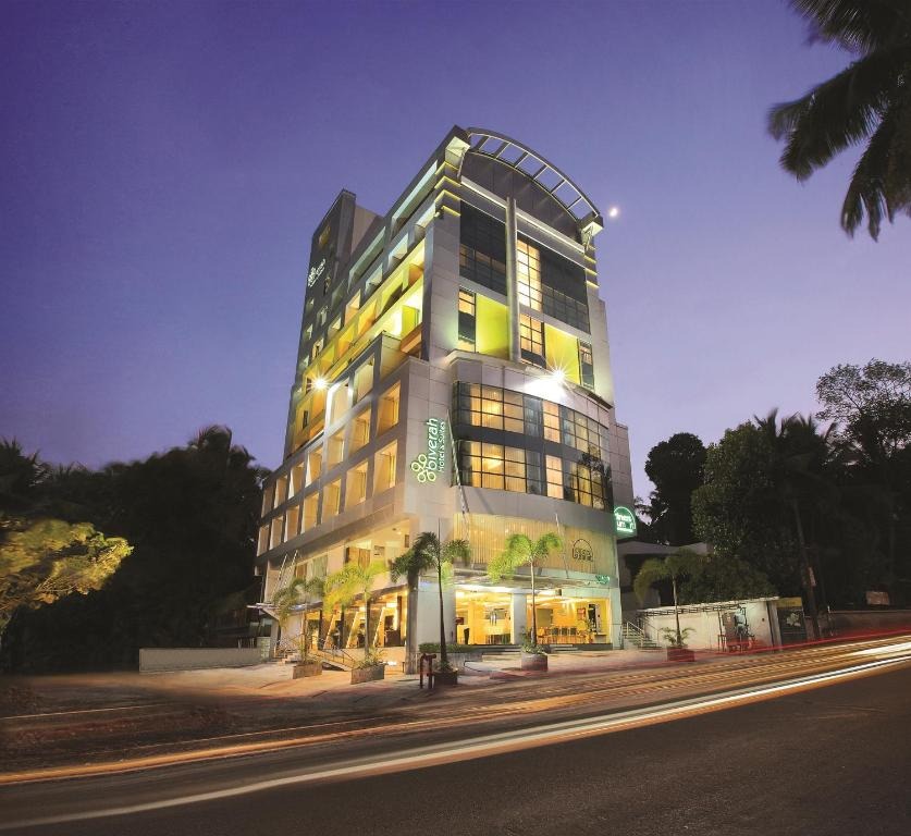 Biverah Hotel and Suites Image 2