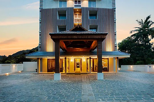 Hotel Sterling Thekkady Image 3