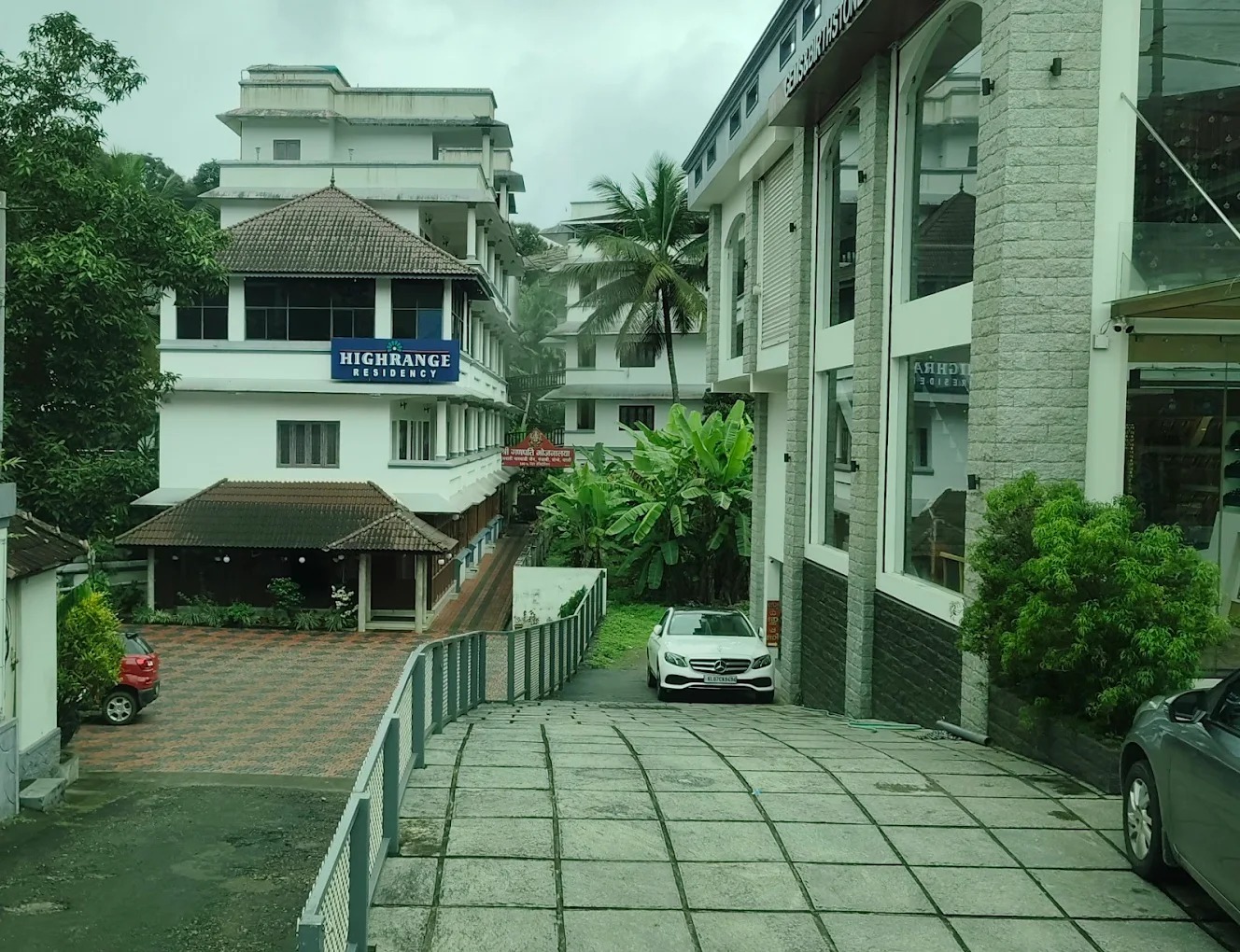 The  Highrange Plaza Image 4