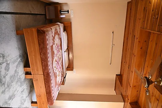 Deluxe Rooms