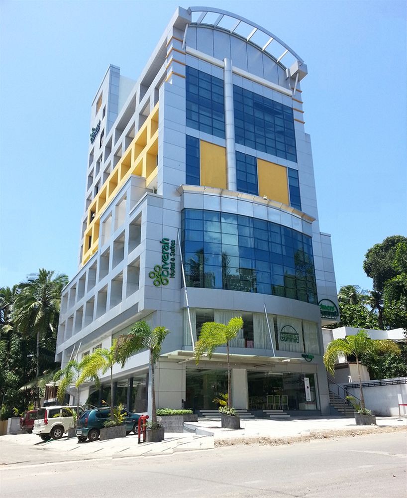 Biverah Hotel and Suites Image 1