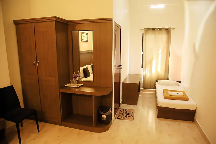 Super Deluxe Room