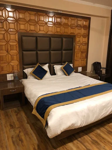 Balcony Room