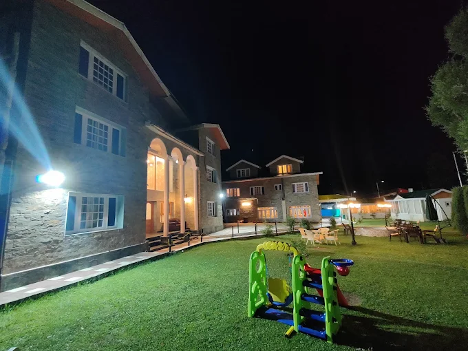 Hotel Outlook Image 3