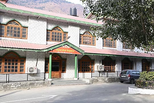 Hotel Atul Regency Image 4