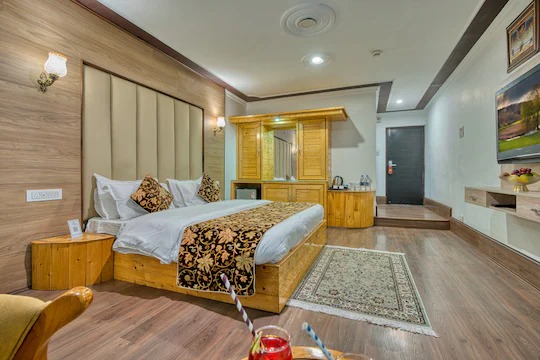 Hotel Baisaran Pahalgam