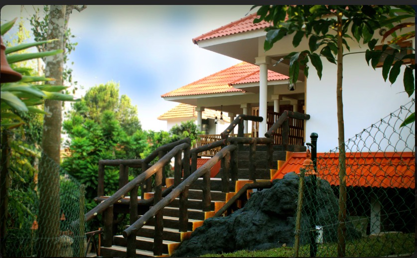 Camel Back Plantation Bungalow Image 2