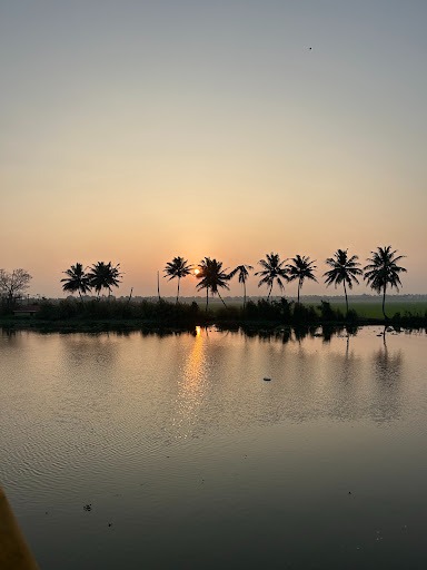 Indiavacationz Houseboat Image 3