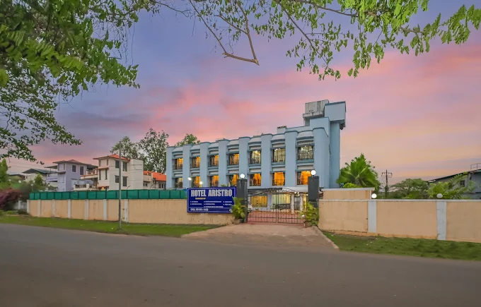 Hotel Aristro Image 2
