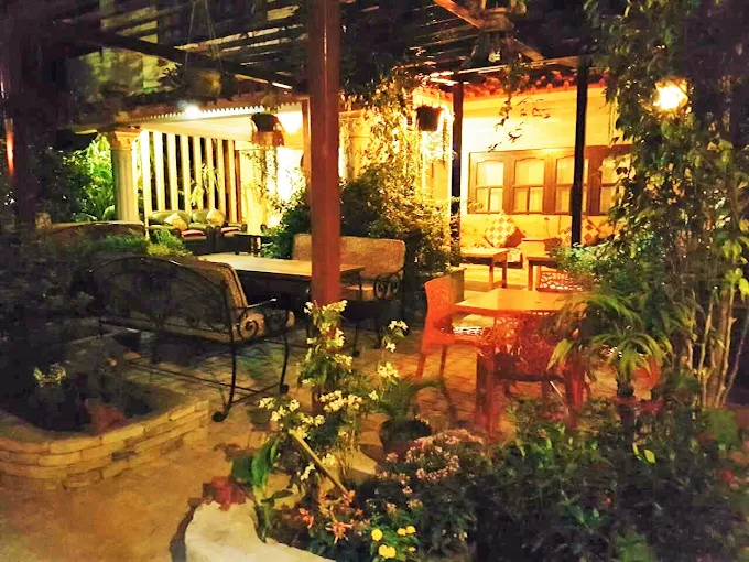 Hotel Middle Path & Spa - Hotel in Pokhara Image 3
