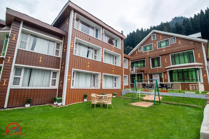 Hotel Glacier Heights Image 4