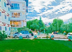 Royal Jardin Whistling Pines Resort Image 2