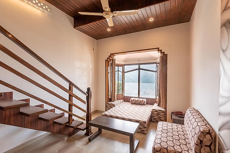 Master Suite with View and Bathtub