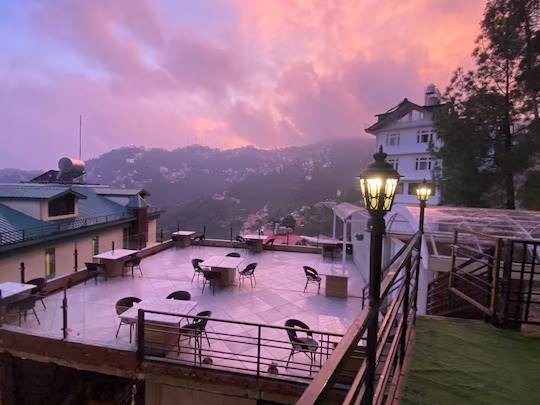 The Euphoria Grand : Hotel Near ISBT Shimla