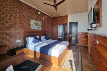 Hotel Divyansh By VRB Hotels Dharamshala Image 4