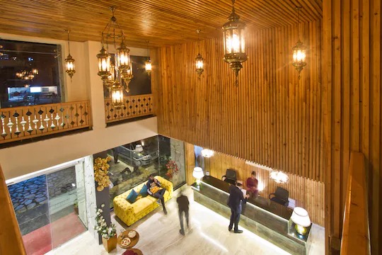 The WhiteStone Resort,Manali (Centrally Heated Mountain view)