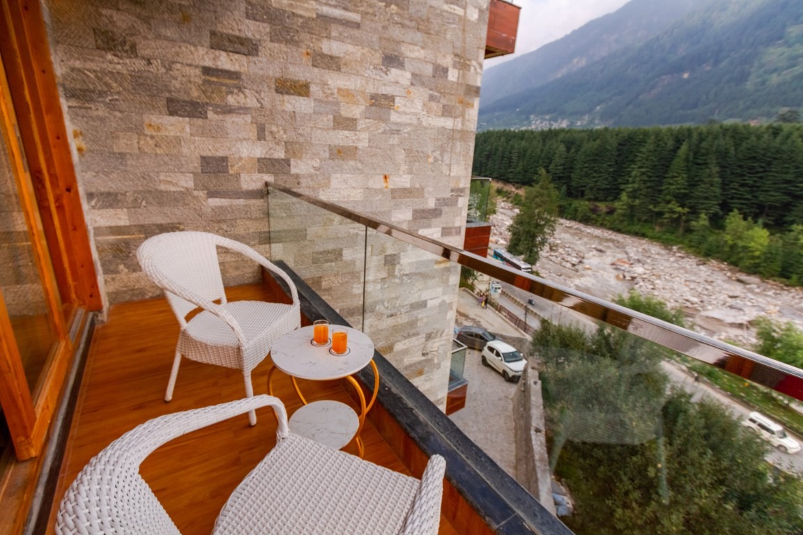 River Pine Resort & Spa Manali Image 4