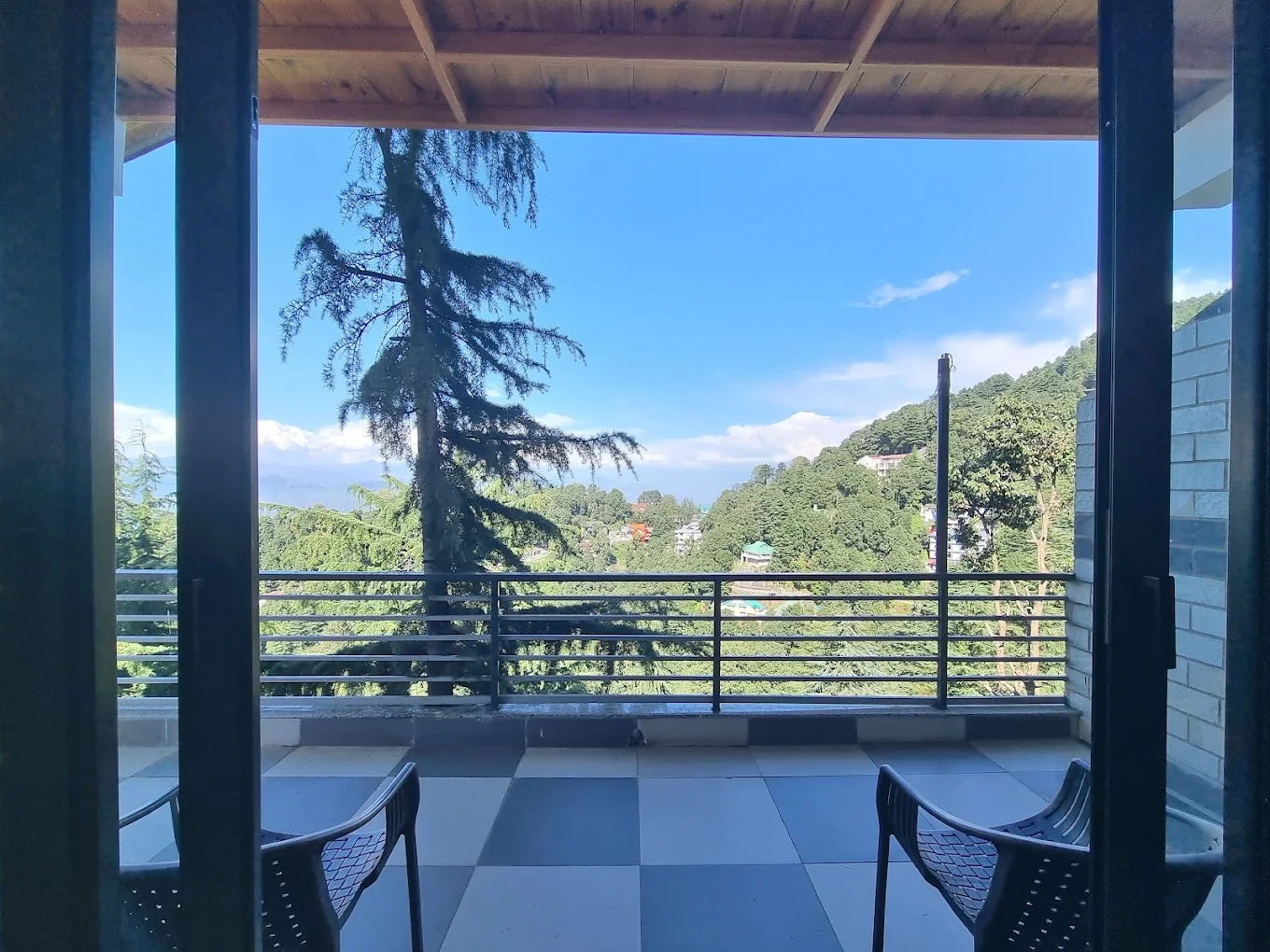 Cedar House By Uber Hotels Image 2