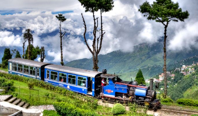 Darjeeling Toy Train Tour Package 3 Nights/ 4 Days