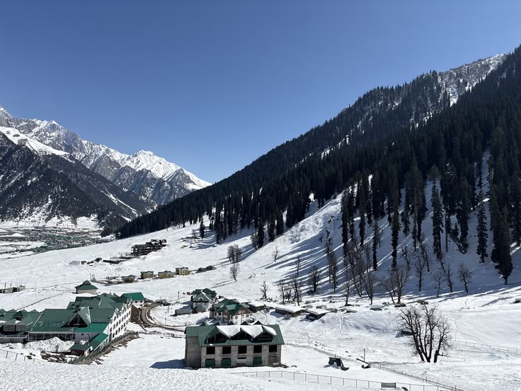 Sonamarg Snow Tour Package 3 Nights/ 4 Days 