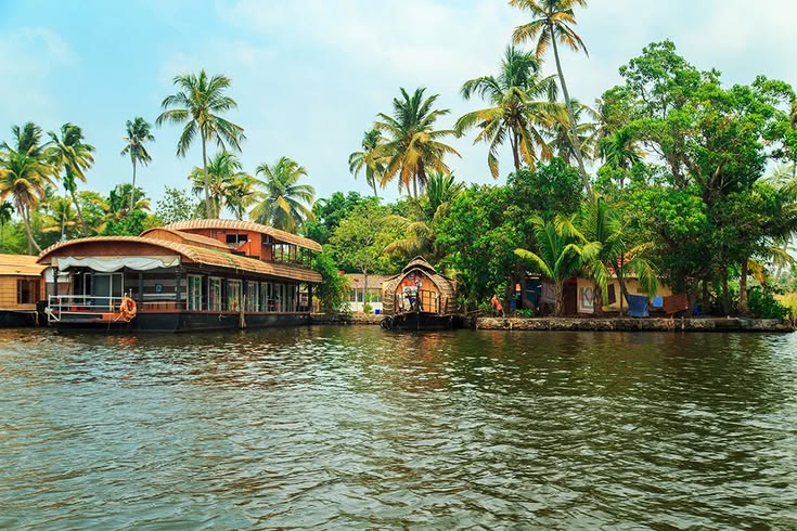 Kerala Tour Package from Delhi 4 Nights/ 5 Days