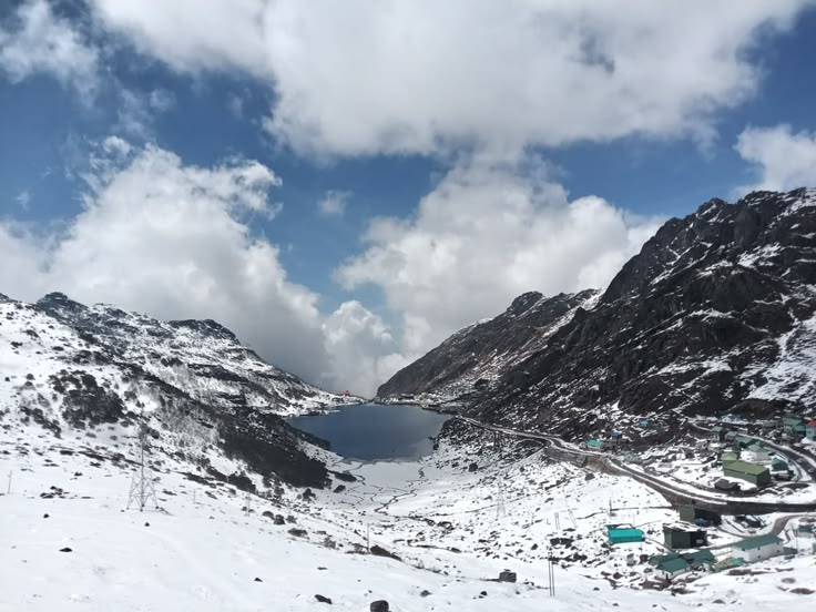Pelling Honeymoon Package 3 Nights/ 4 Days 