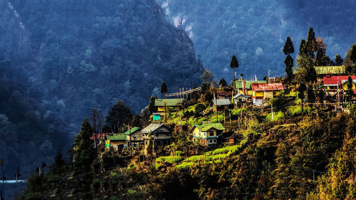 Sikkim Monasteries Tour Package – 5 Nights/ 6 Days