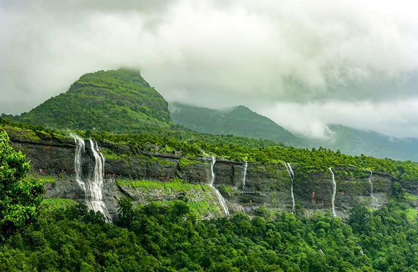 Araku Valley & Lambasingi Tour Package 3 Nights/ 4 Days