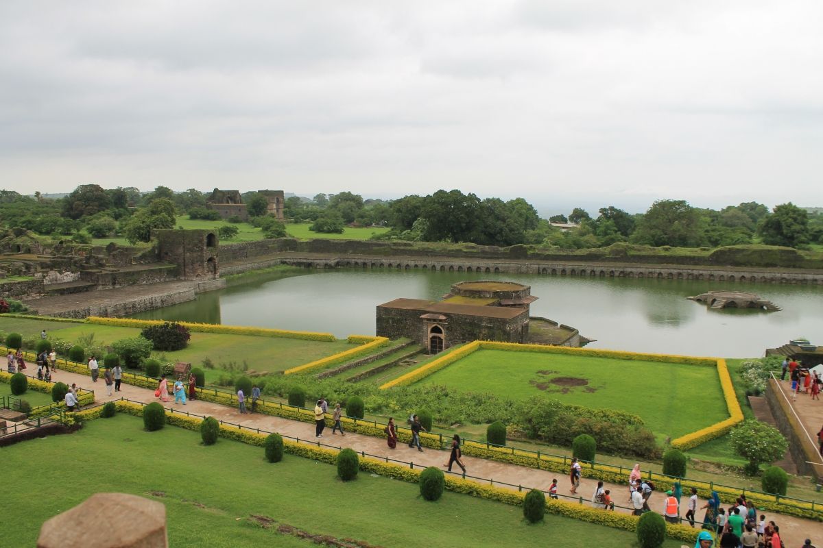 Indore, Mandu & Maheshwar Tour Package 4 Nights/ 5 Days