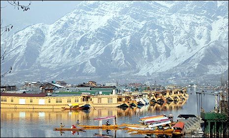 Srinagar Tour Package from Srinagar 2 Nights/ 3 Days