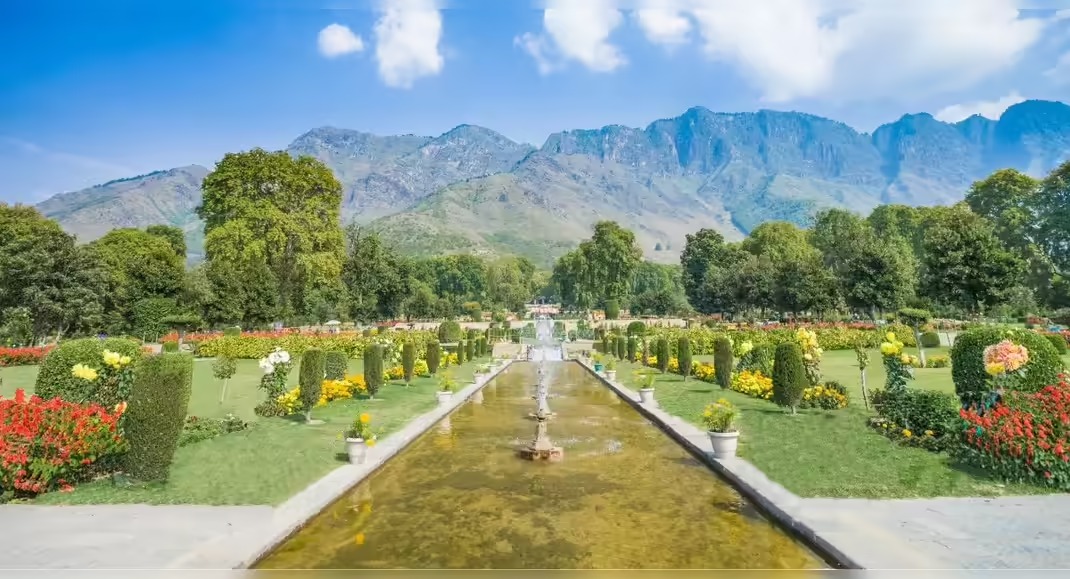 Best Kashmir Summer Vacation Package 